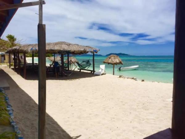 Mana Lagoon Backpackers Mana Island Exterior foto